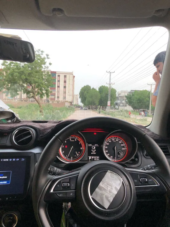 Suzuki Swift 2022 for Sale in Hyderabad Image-1