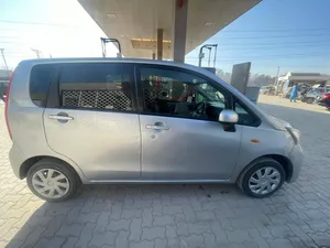 Daihatsu Move Custom RS SA 2017 for Sale