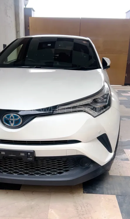 Toyota C-HR 2018 for Sale in Daska Image-1