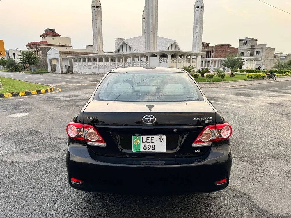 Toyota Corolla 2013 for Sale in Sahiwal Image-1
