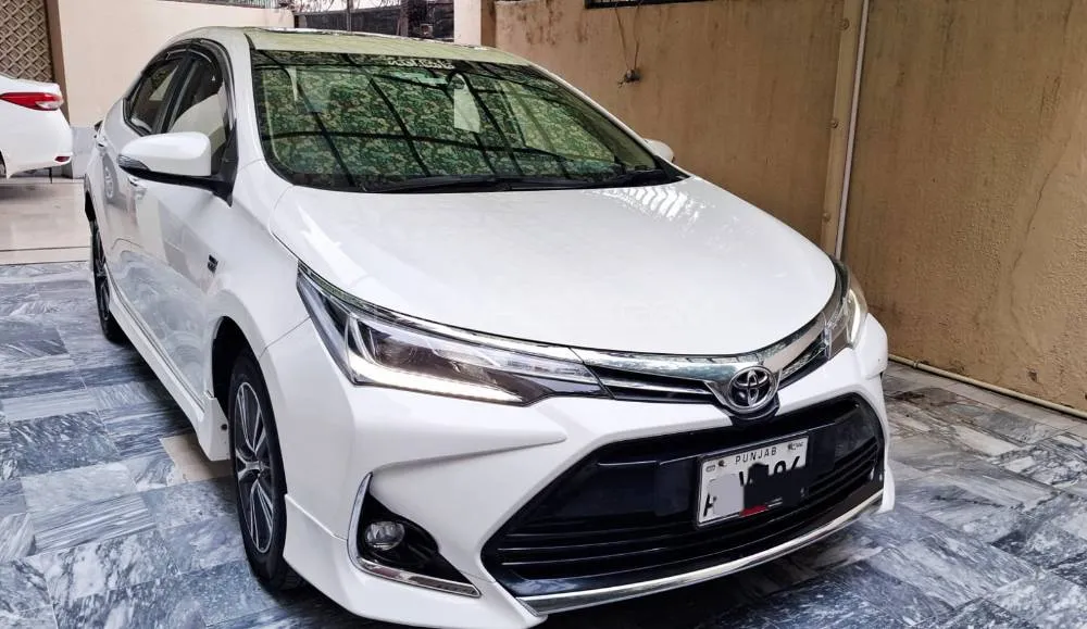 Toyota Corolla 2021 for Sale in Faisalabad Image-1