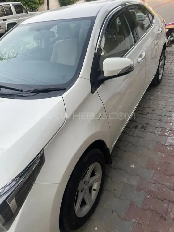 Toyota Corolla 2015 for Sale in Islamabad Image-1