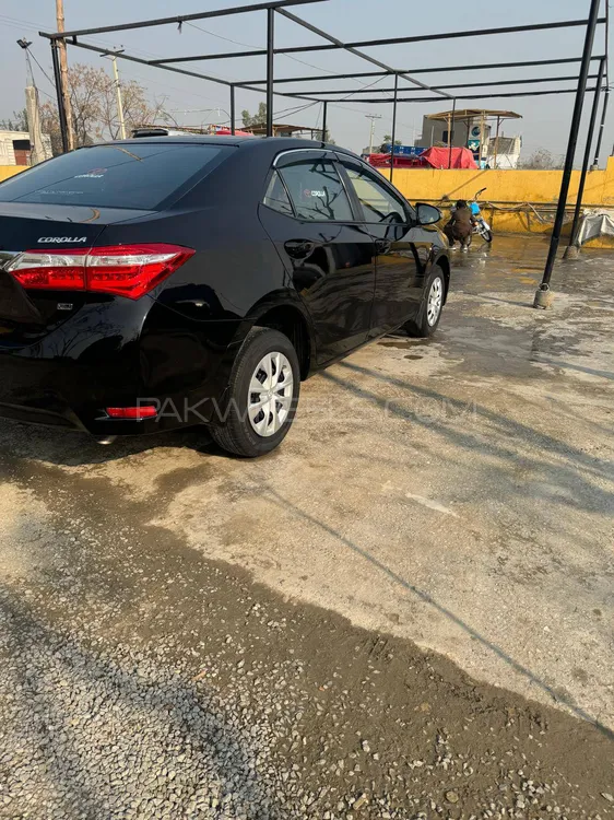 Toyota Corolla 2016 for Sale in Attock Image-1