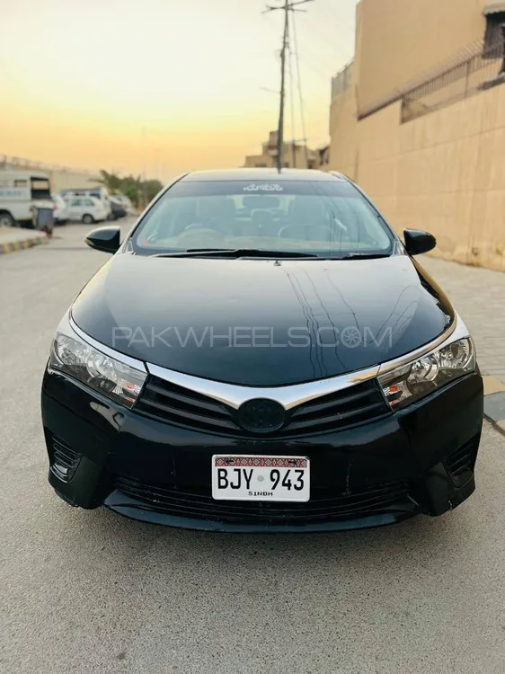 Toyota Corolla 2017 for Sale in Karachi Image-1