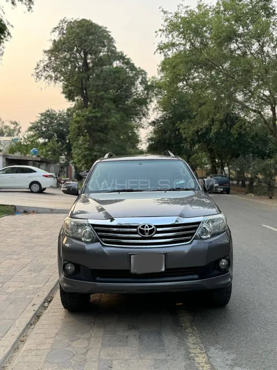 Toyota Fortuner 2013 for Sale in Lahore Image-1