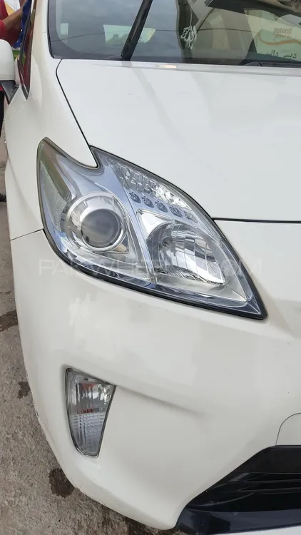 Toyota Prius 2012 for Sale in Islamabad Image-1