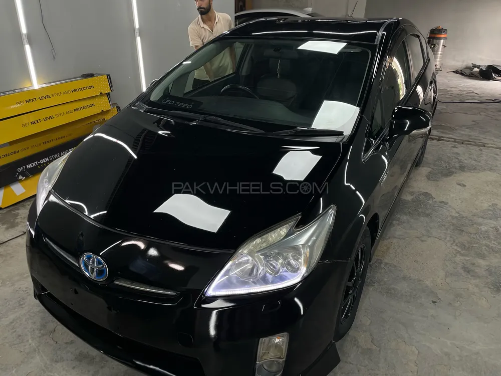 Toyota Prius 2011 for Sale in Rawalpindi Image-1