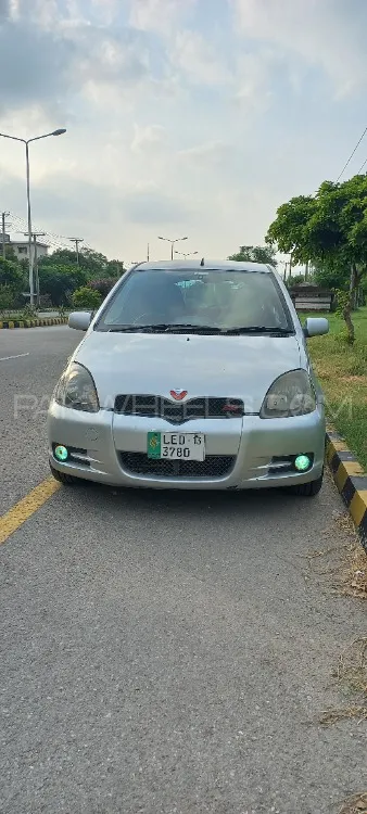 Toyota Vitz 2001 for Sale in Islamabad Image-1