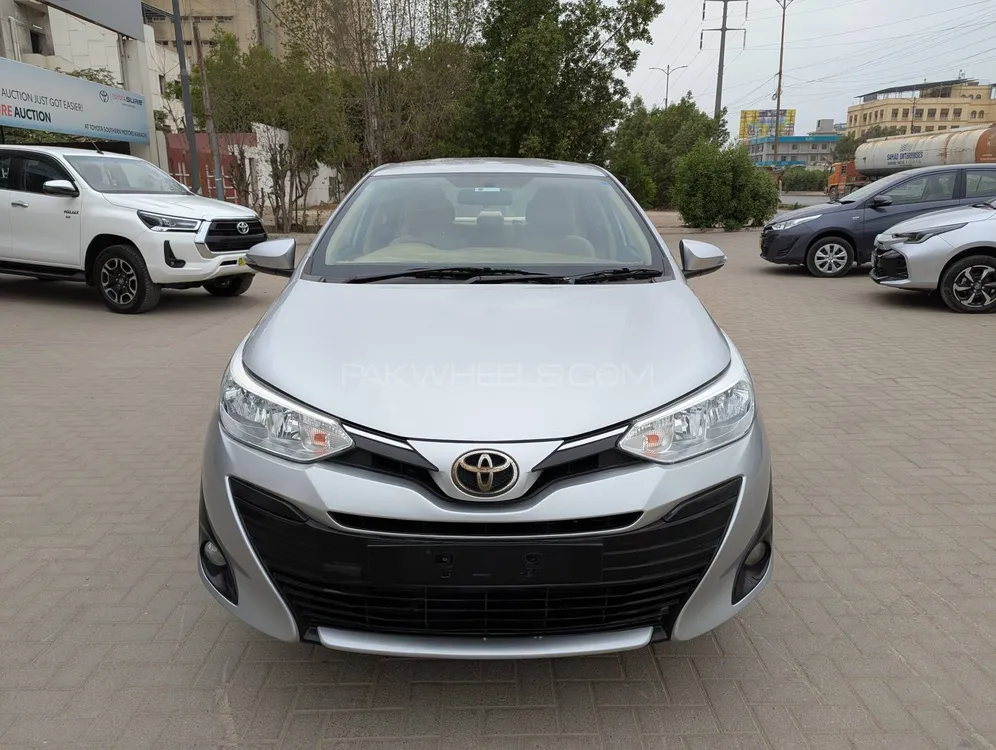 Toyota Yaris Sedan 2022 for Sale in Karachi Image-1