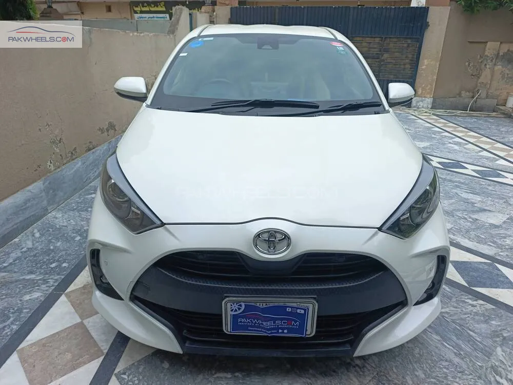 Toyota Yaris Hatchback 2020 for Sale in Lahore Image-1