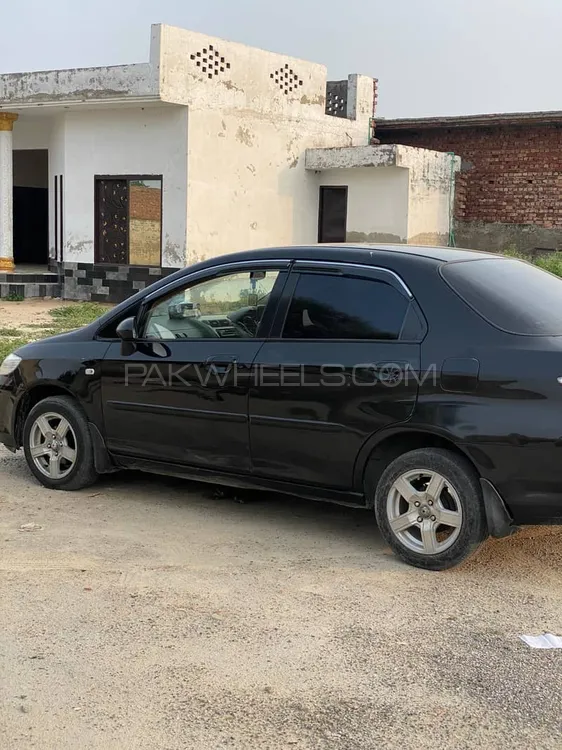 Honda City 2008 for Sale in Lahore Image-1