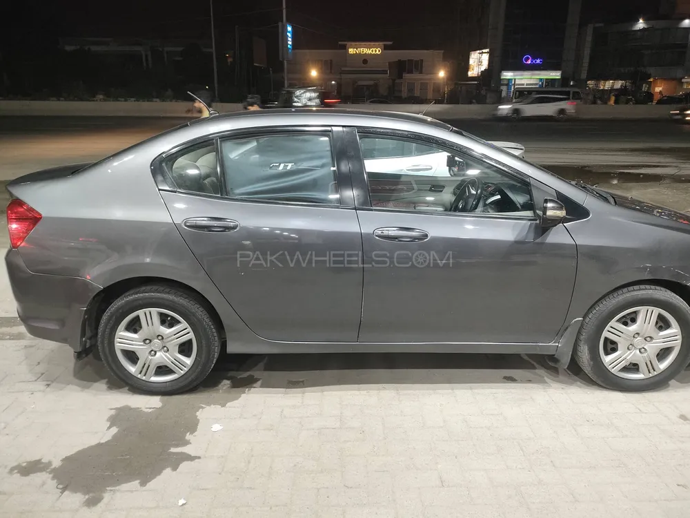 Honda City 2015 for Sale in Lahore Image-1