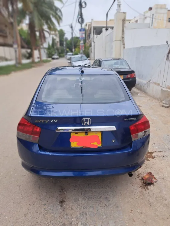 Honda City 2010 for Sale in Karachi Image-1