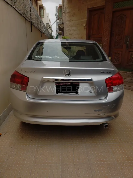Honda City 2011 for Sale in Karachi Image-1