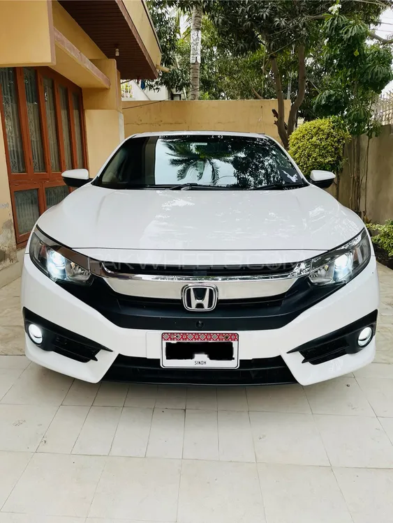 Honda Civic 2018 for Sale in Karachi Image-1