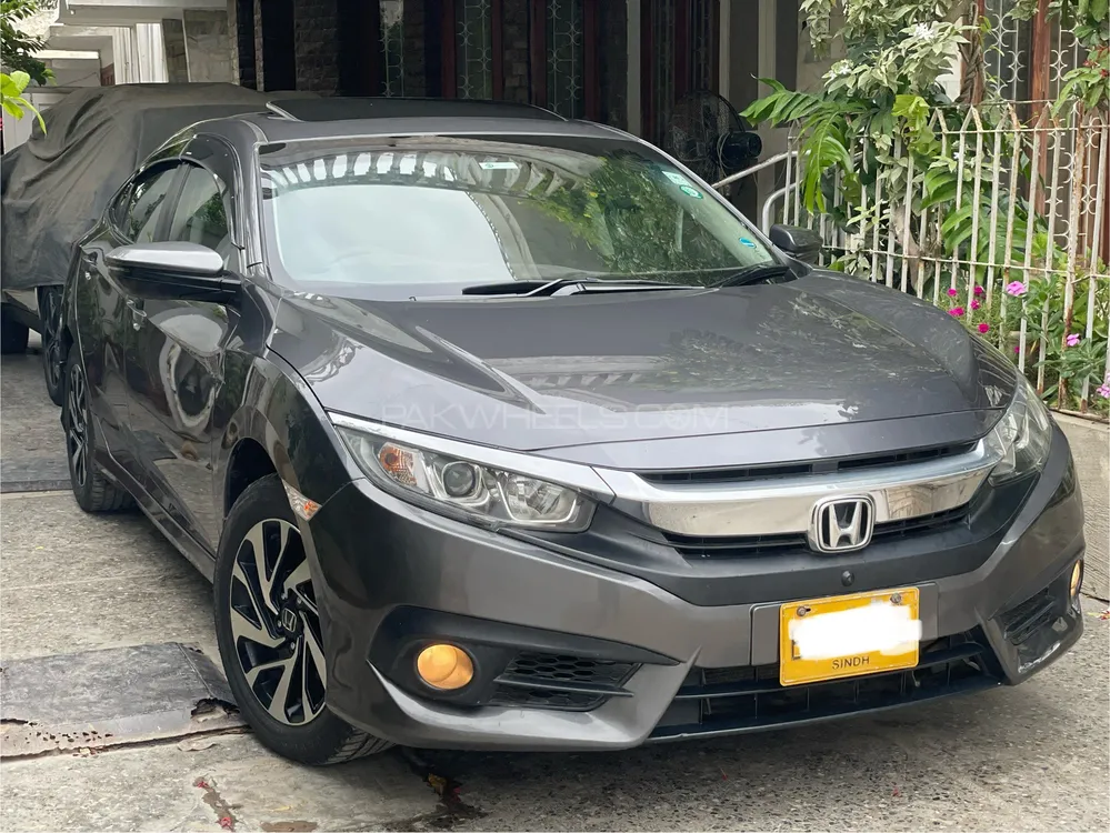 Honda Civic 2018 for Sale in Karachi Image-1