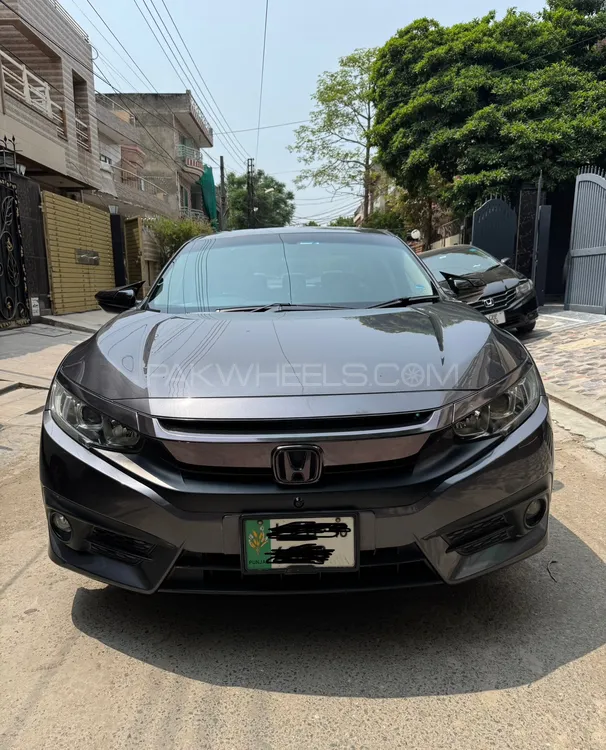 Honda Civic 2018 for Sale in Lahore Image-1