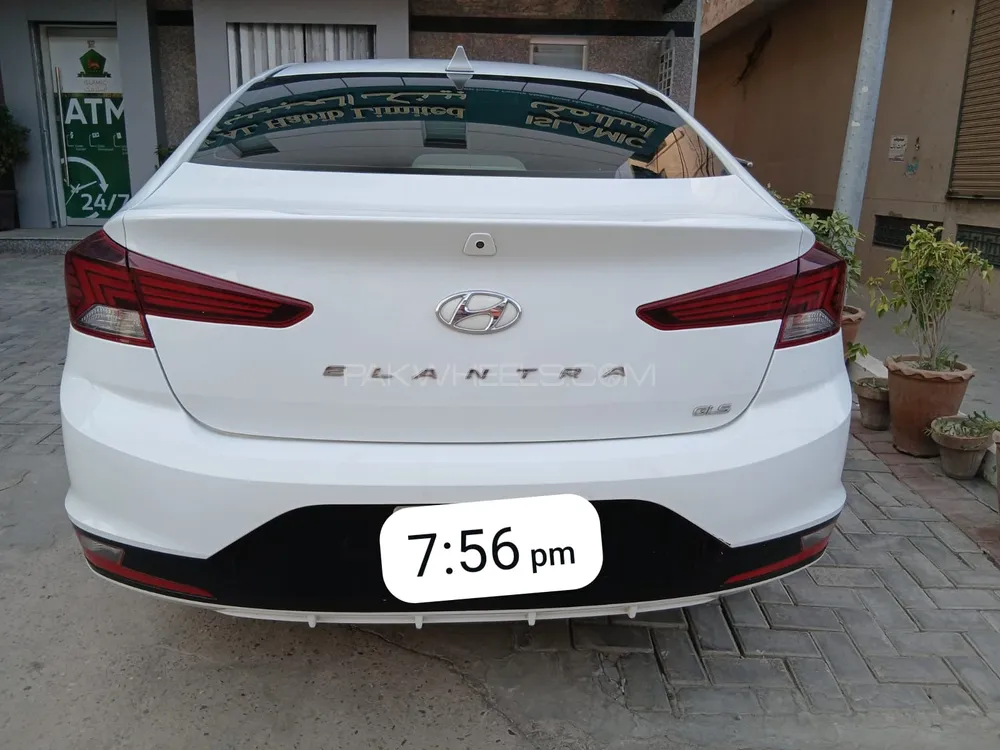 Hyundai Elantra 2021 for Sale in Multan Image-1