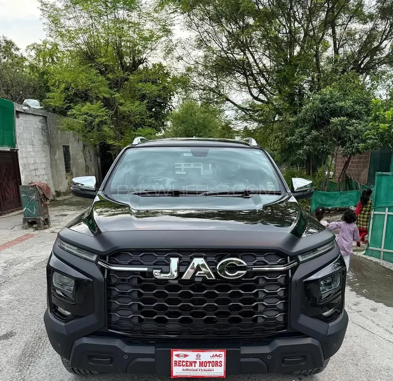 JAC T9 2025 for Sale in Multan Image-1