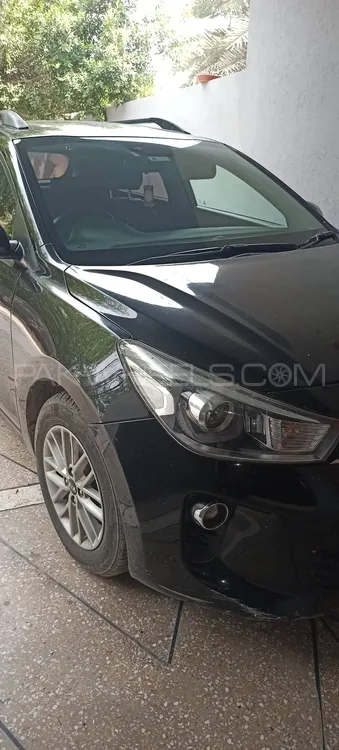 KIA Rio 2017 for Sale in Lahore Image-1