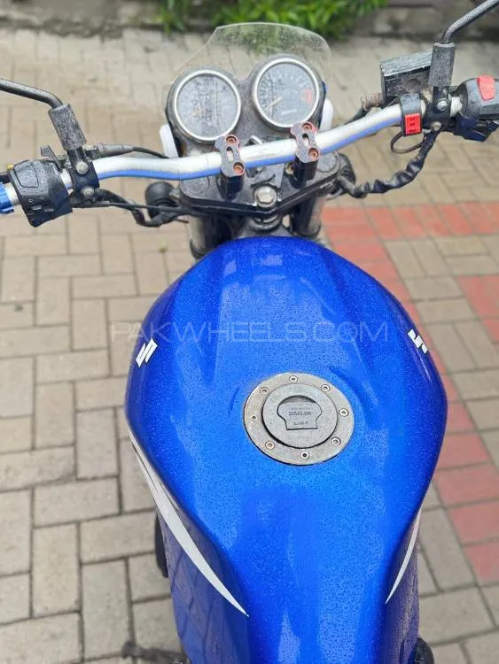 Suzuki GS500E 2004 for Sale Image-1