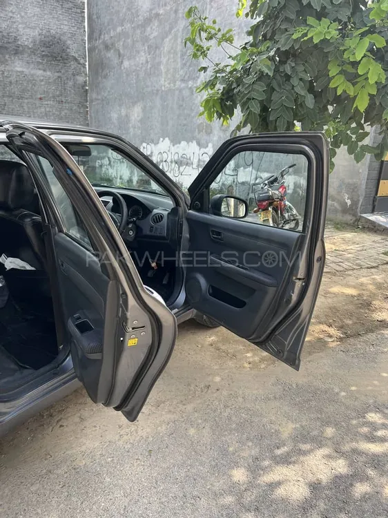 Suzuki Swift 2012 for Sale in Lahore Image-1
