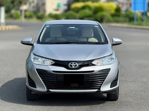 Toyota Yaris Sedan GLI MT 1.3 2021 for Sale