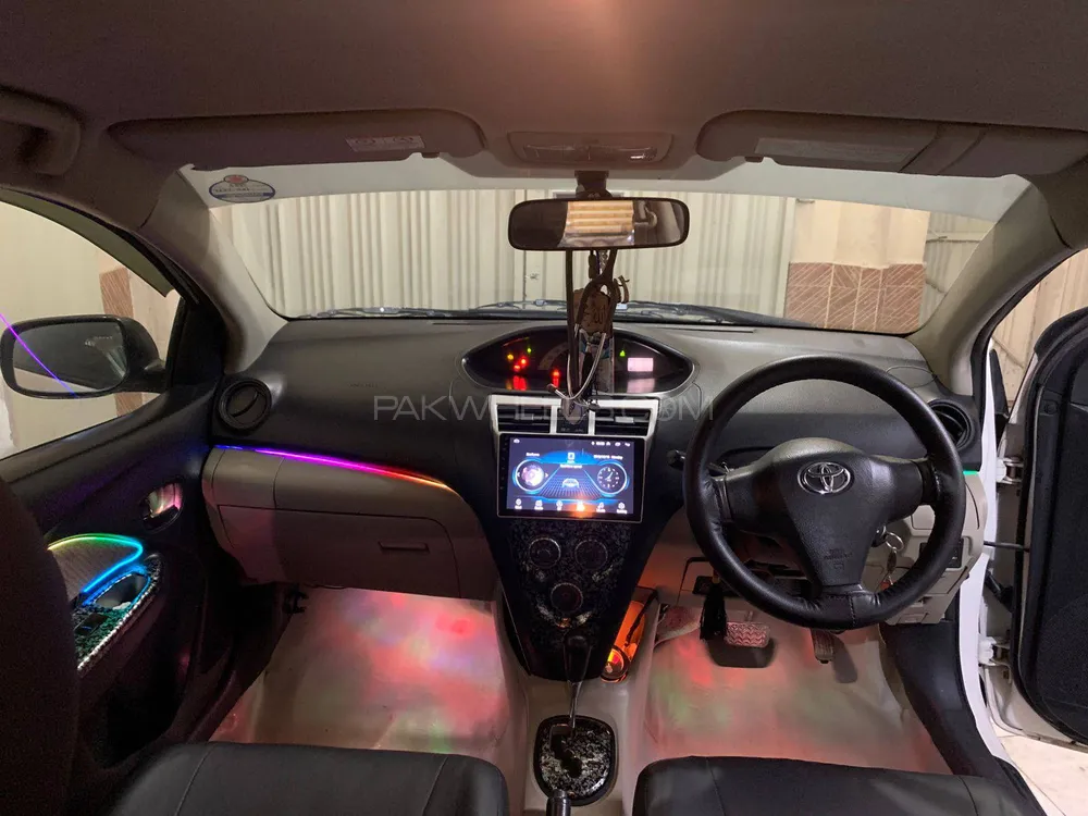 Toyota Belta 2006 for Sale in Peshawar Image-1