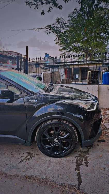 Toyota C-HR 2024 for Sale in Gujranwala Image-1