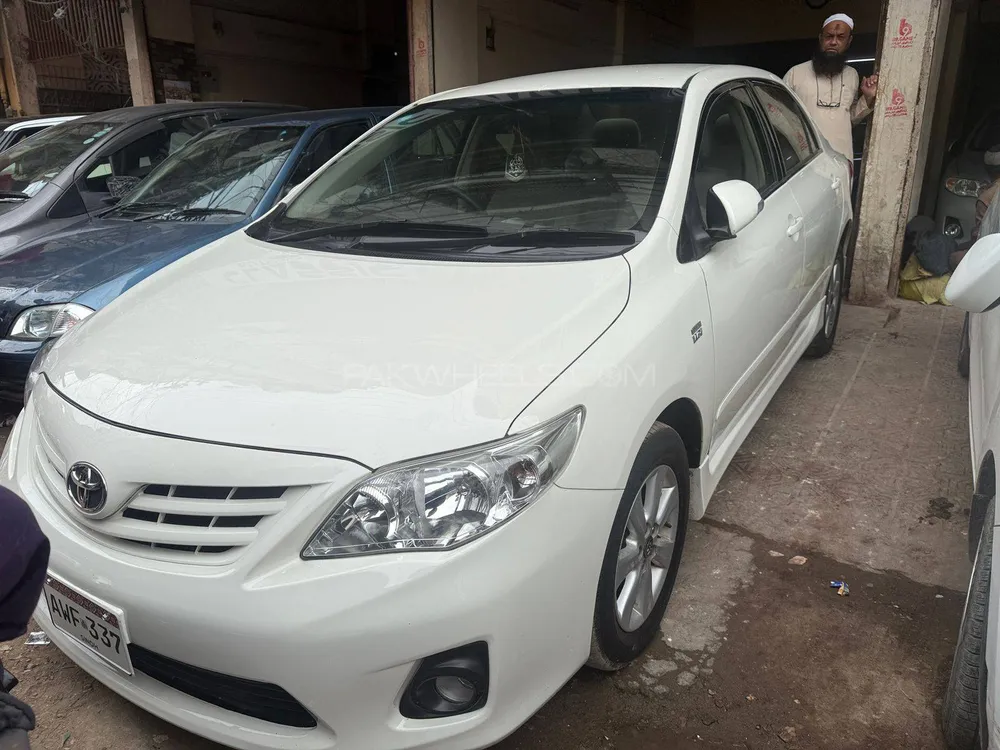 Toyota Corolla 2011 for Sale in Karachi Image-1