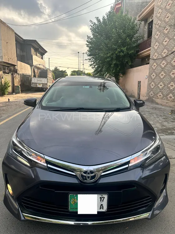 Toyota Corolla 2017 for Sale in Lahore Image-1