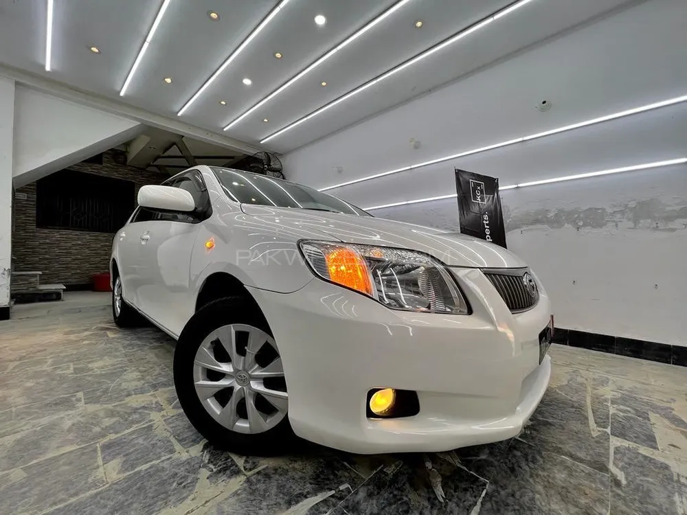Toyota Corolla Axio 2007 for Sale in Kohat Image-1