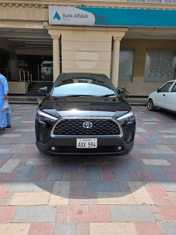 Toyota Corolla Cross 2024 for Sale in Lahore Image-1
