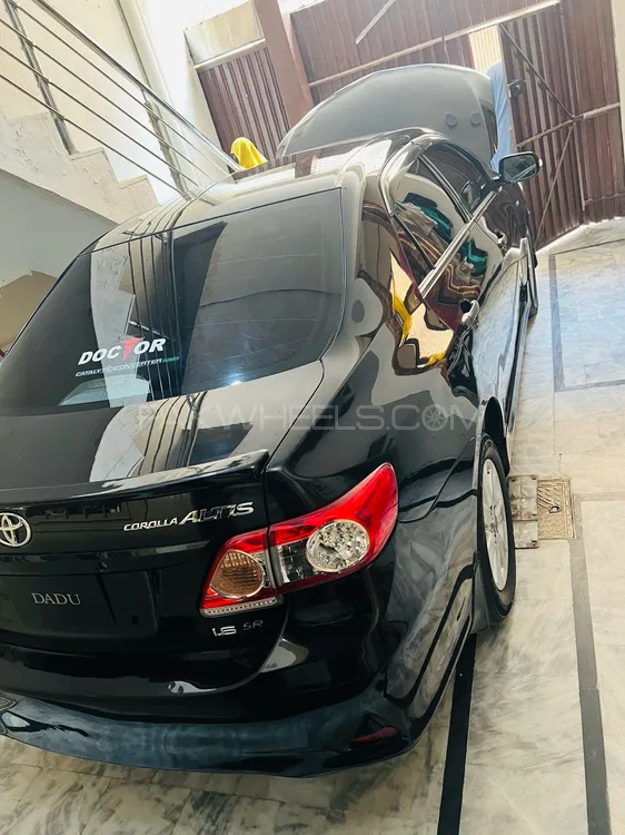 Toyota Corolla 2014 for Sale in Peshawar Image-1