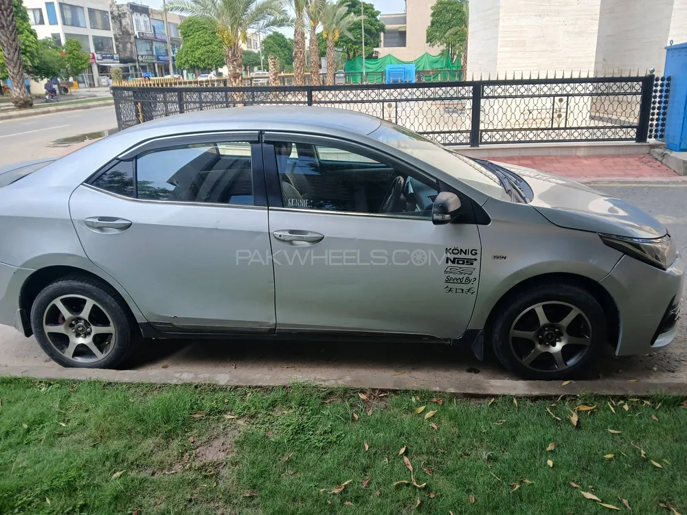 Toyota Corolla 2016 for Sale in Lahore Image-1