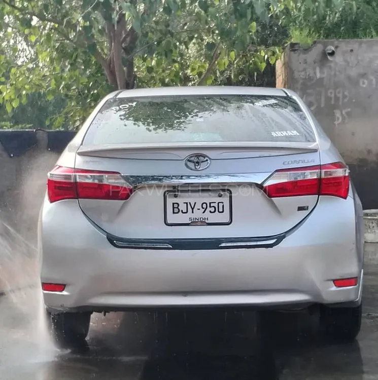 Toyota Corolla 2017 for Sale in Faisalabad Image-1