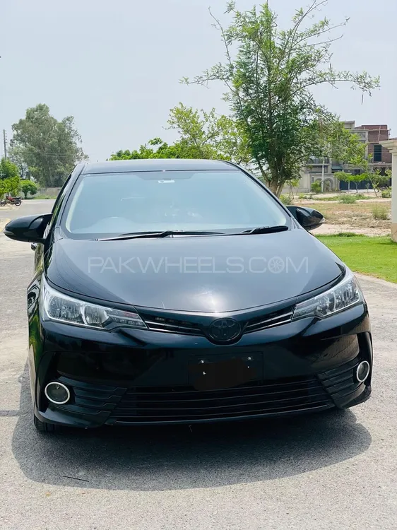 Toyota Corolla 2018 for Sale in Khanewal Image-1