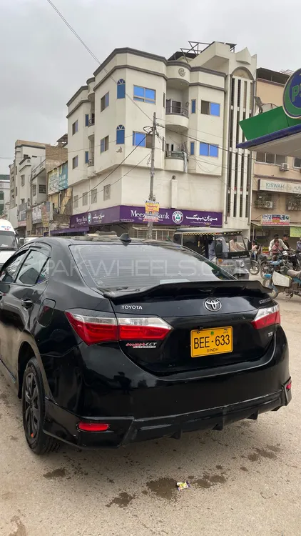 Toyota Corolla 2015 for Sale in Karachi Image-1