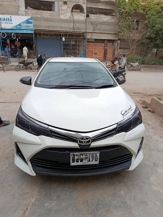 Toyota Corolla 2017 for Sale in Karachi Image-1