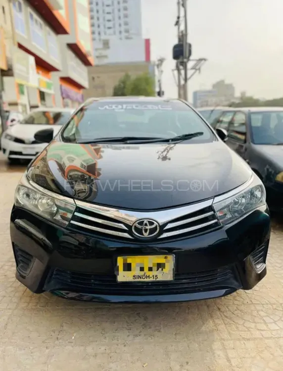 Toyota Corolla 2015 for Sale in Karachi Image-1