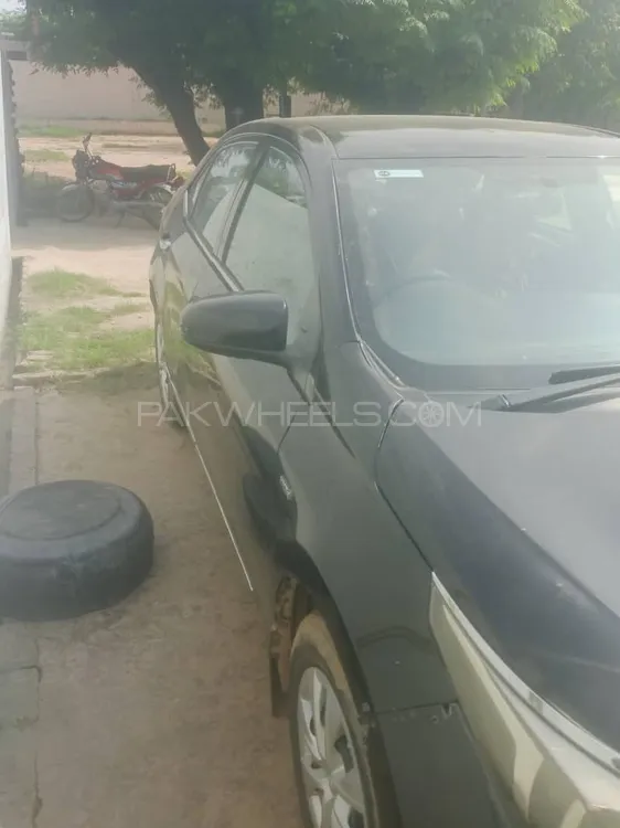 Toyota Corolla 2017 for Sale in Shakargarh Image-1
