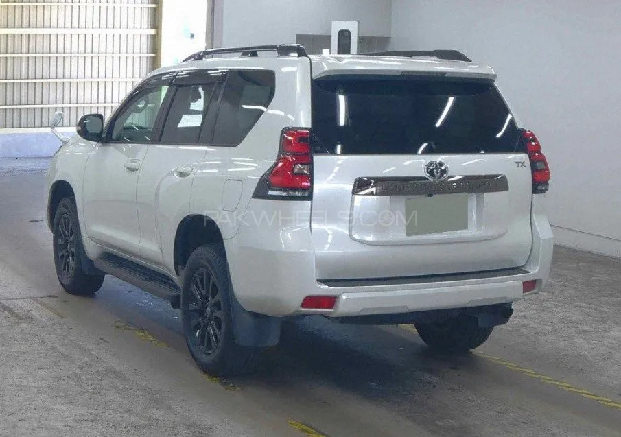 Toyota Prado 2020 for Sale in Karachi Toyota Prado 2020 for Sale in Karachi Image-1