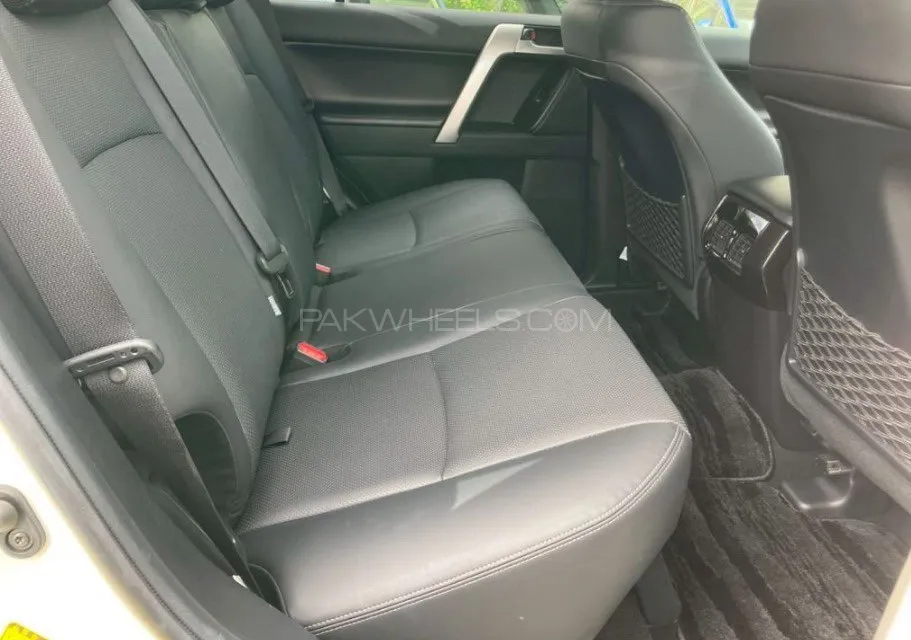 Toyota Prado 2020 for Sale in Karachi Toyota Prado 2020 for Sale in Karachi Image-11