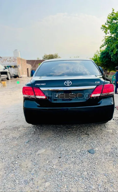 Toyota Premio 2010 for Sale in Islamabad Image-1