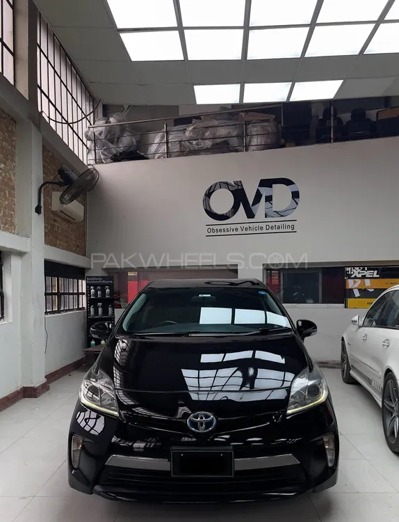 Toyota Prius 2014 for Sale in Islamabad Image-1