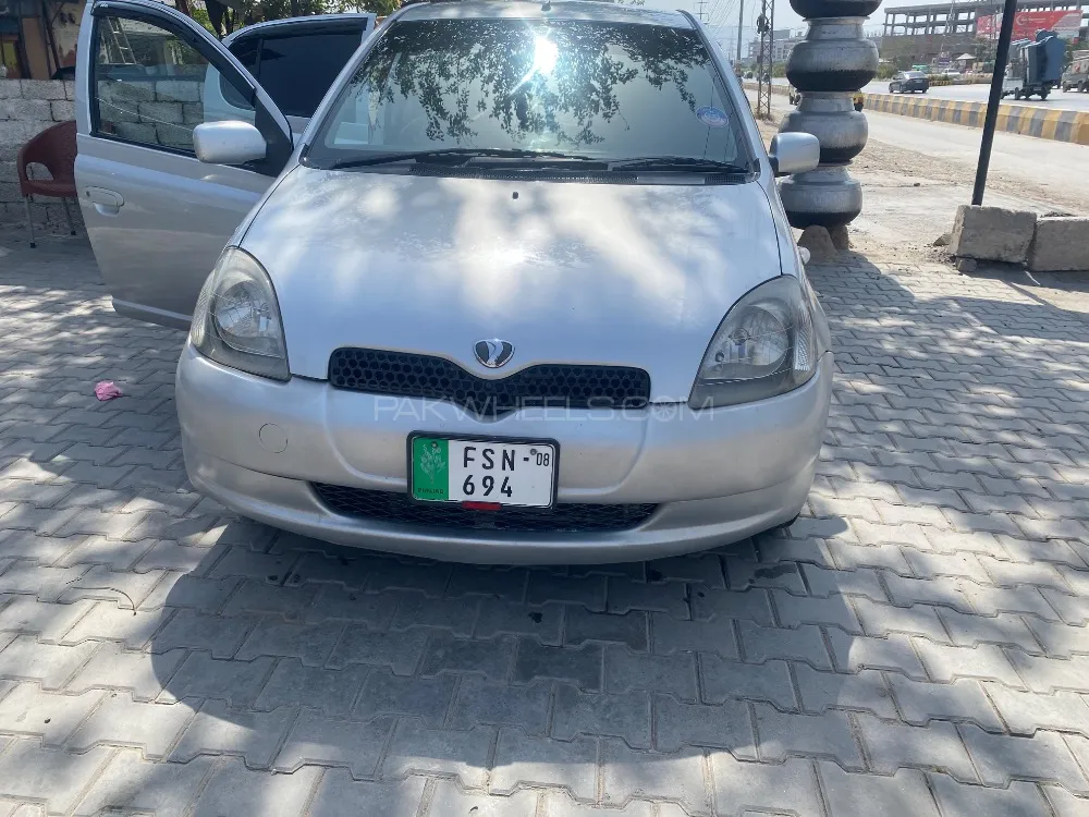 Toyota Vitz 1999 for Sale in Peshawar Image-1