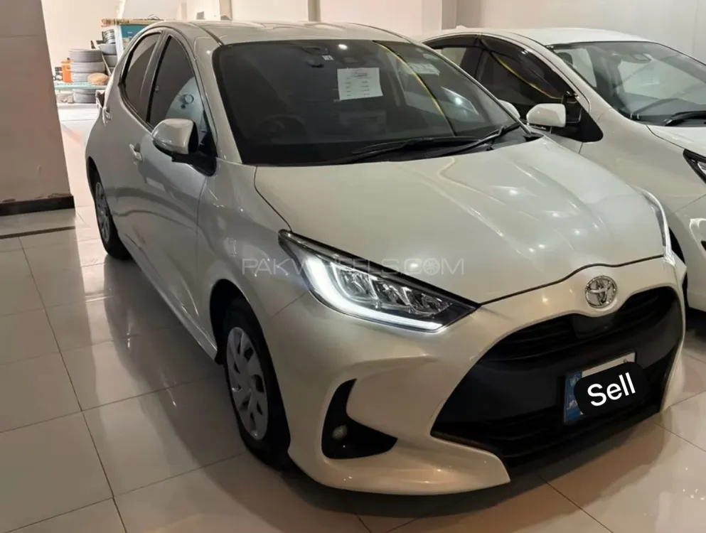 ٹویوٹا یارس ہیچ بیک 2022 for Sale in پشاور Image-1