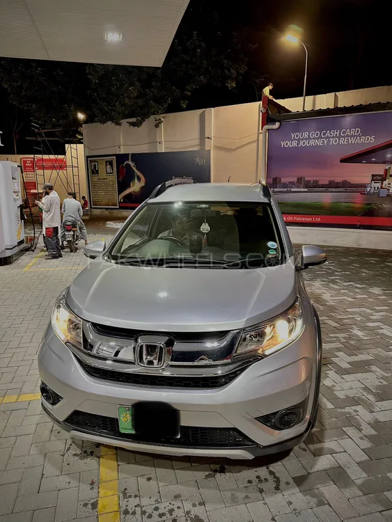 Honda BR-V 2017 for Sale in Abbottabad Image-1