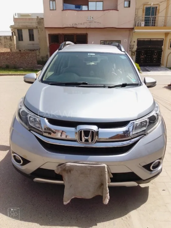 Honda BR-V 2017 for Sale in Lahore Image-1