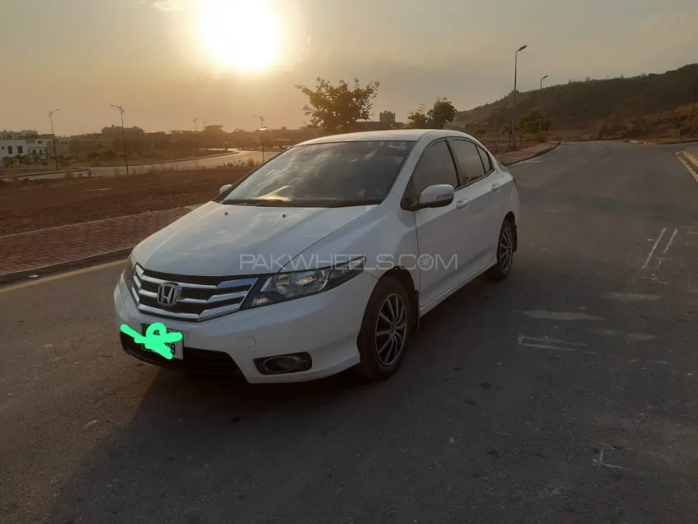 Honda City 2017 for Sale in Islamabad Image-1